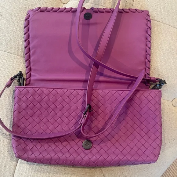 Bottega Veneta purple woven leather crossbody bag - brand new - Picture 13 of 15
